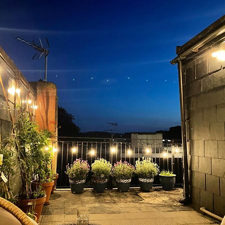 Epic Location, Views & Large Private Terrace Apartman Windsor Kültér fotó